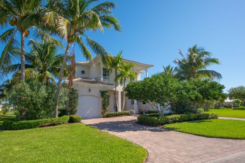 6520 Martinique Way, Vero Beach, FL 32967-7575