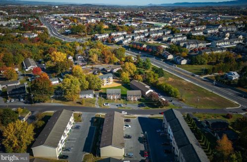 729 Ridgeville Ln, Harrisonburg VA  22801-8729 exterior