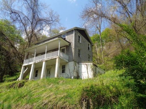 865 Farren St, Sewickley, PA 15143-1630