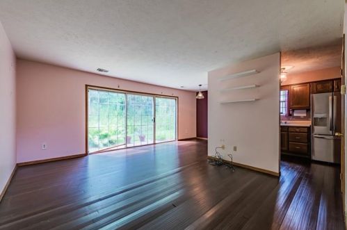 47 New London Ln, Oakmont PA  15139-1100 exterior