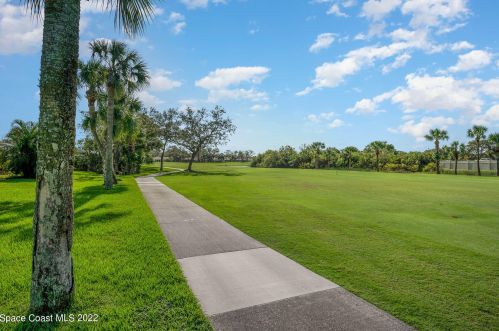 1182 Continental Ave, Melbourne, FL 32940-6742