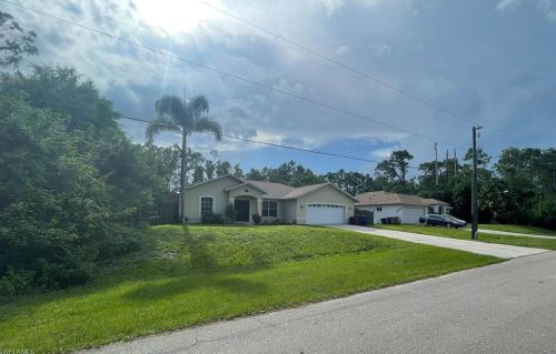919 Anza Ave, Lehigh Acres, FL 33971-6525