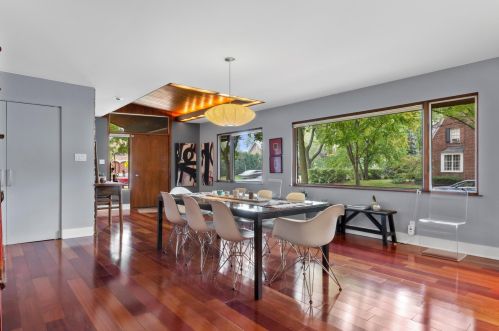 4101 Lk Dr, Milwaukee WI 53211-1720 exterior