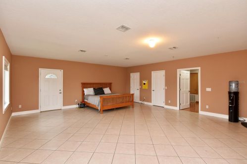 3500 Boggy Crk Rd, Kissimmee FL 34744-9413 exterior