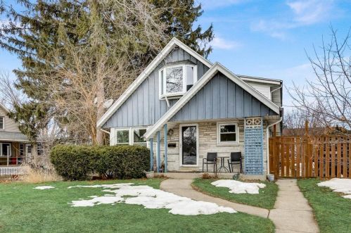 172 Wilbur Ave, Milwaukee, WI 53207-3267