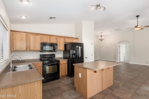 45183 Rhea Rd, Maricopa AZ  85139-9153 exterior
