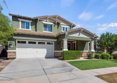 3972 Amber Ln, Gilbert, AZ 85296-1845