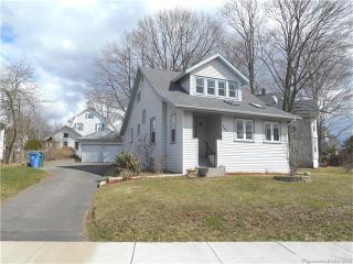 141 Porter St, Manchester, CT 06040-5439