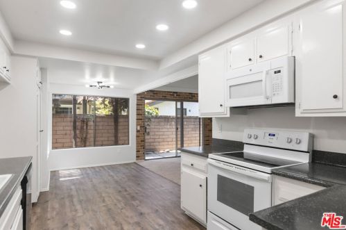 9362 Tudor Ln, Garden Grove CA  92841-3427 exterior