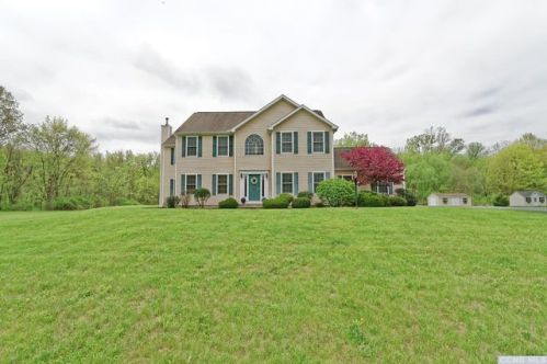 1294 Schodack Valley Rd, Castleton, NY 12033-9737