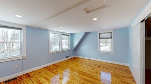 141 St, Foxborough MA 02035-1723 exterior