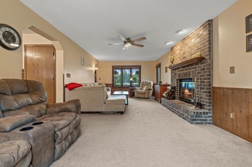 4958 Bayfield Dr, Waterford WI  53185-3376 exterior