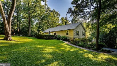 7367 Mcfettridge Ln, Coopersburg, PA 18036-3408