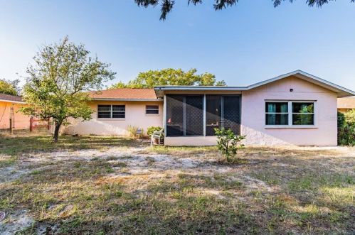 6444 Date Palm Blvd, Port Richey FL 34668-5545 exterior