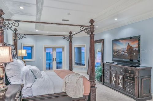 535 Ocean Shore Blvd, Ormond Beach FL  32176-5401 exterior