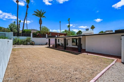 13229 8th Ave, Phoenix AZ  85029-1808 exterior