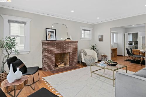 5333 El Camile Ave, Oakland CA  94619-3210 exterior