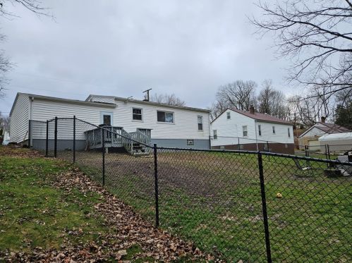 1506 Herrick St, New Castle PA  16101-8531 exterior