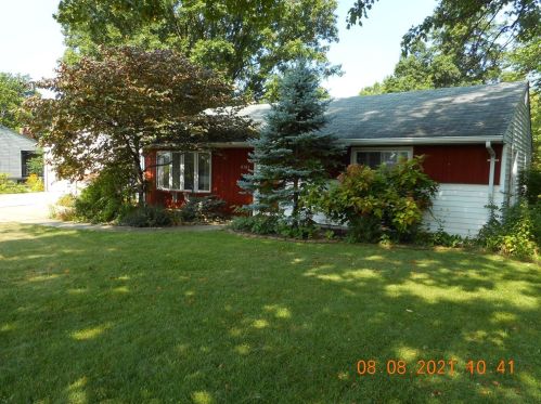 8383 Cheviot Rd, Cincinnati OH  45247-3803 exterior