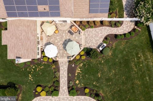 16 Livingston Ln, Lumberton Township NJ  08048-6210 exterior