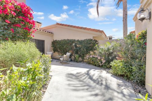 54720 Shoal Crk, La Quinta CA  92253-4782 exterior