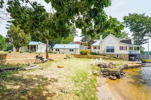 99 Lk Shr Dr, Northwood NH  03261-3707 exterior