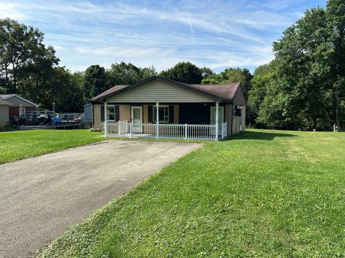 41 Hunter Rd, Gibsonia, PA 15044-7759