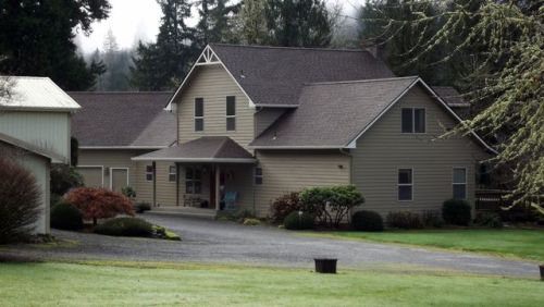 45840 Mckenzie Hwy, Finn Rock OR  97488-9731 exterior