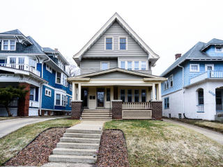 3012 Murray Ave, Milwaukee WI  53211-3204 exterior