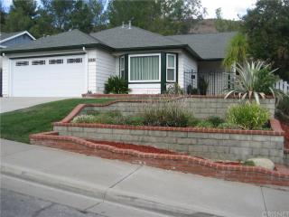 28323 Royal Rd, Santa Clarita, CA 91384-3030