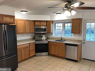 1402 Bartleson Rd, Wilmington, DE 19805-1204