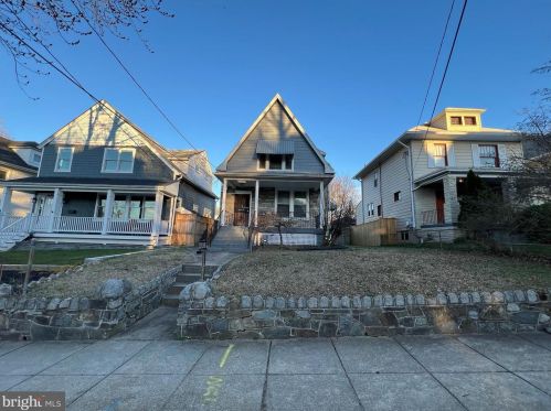 3309 22nd St, Washington, DC 20018-2803