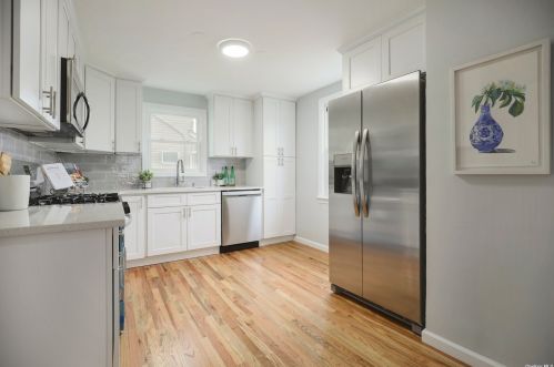 19 Revere Ave, Bethpage NY  11714-3115 exterior