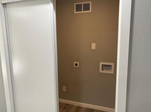 8621 Eden Valley Ln, Dallas TX  75217-3408 exterior