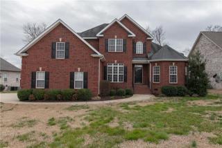 518 Savannah Rdg, Murfreesboro TN  37127-7167 exterior