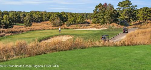 149 Skyline Dr, Lakewood NJ  08701-5737 exterior