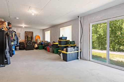 311 Lachermeier Ln, Waverly MN  55390-4515 exterior