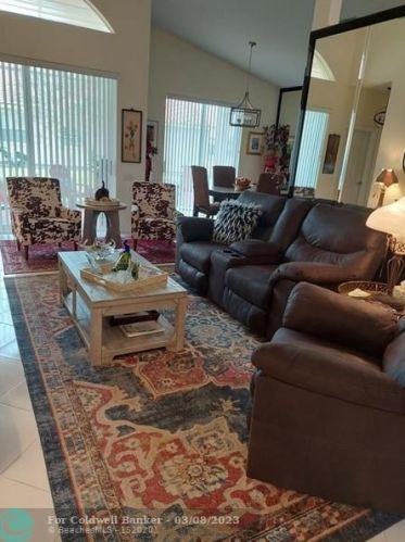 426 Springview Loop, Fort Pierce FL  34986-2663 exterior