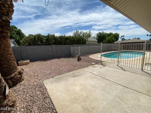 12603 37 Ave, Phoenix AZ 85053-2804 exterior