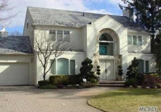 10 Merrall Dr, Meadowmere Park, NY 11559-1519