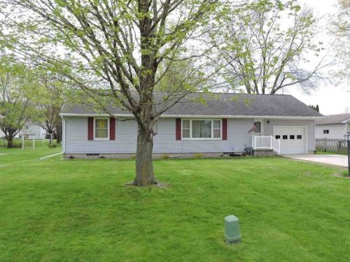 2544 River Rd, Decorah, IA 52101-7306