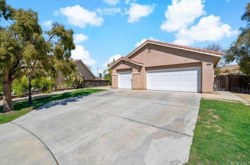 33970 Wagon Train Dr, Wildomar, CA 92595-7671