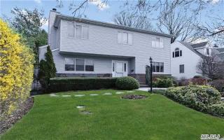 11 Whitman Ave, Syosset, NY 11791-5039