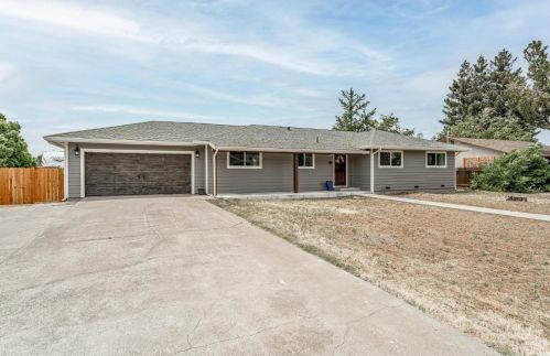 840 Walnut Ln, Winters, CA 95694-1759
