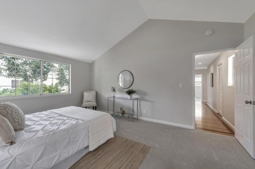 957 Lorne Way, Sunnyvale CA 94087-4916 exterior