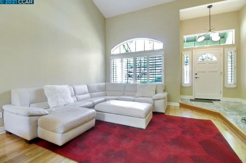 202 Promenade Ln, Danville, CA 94506-1422