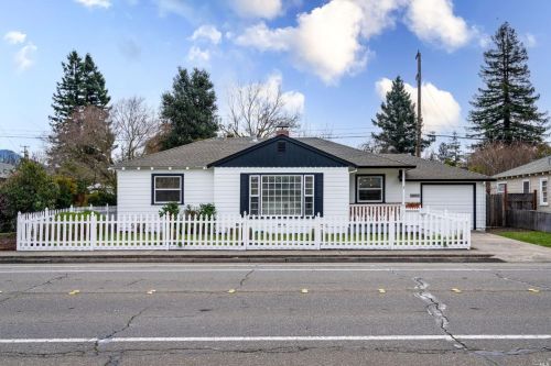 3054 Montgomery Dr, Santa Rosa, CA 95405-5134