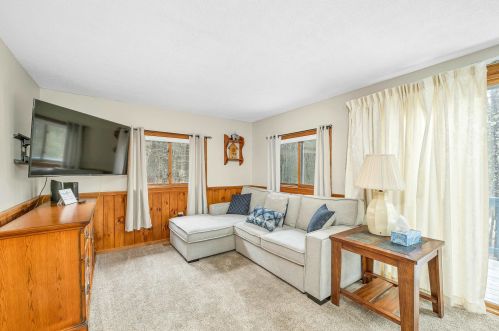 12 Grachen Dr, Madison NH  03849-5646 exterior