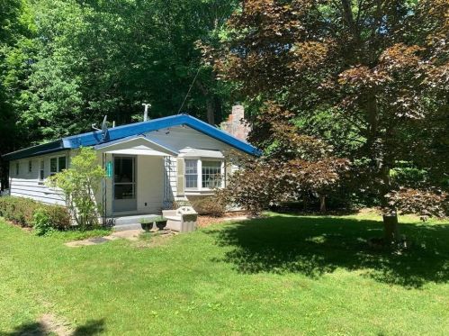 14319 Primrose Dr, Linesville, PA 16424-5647