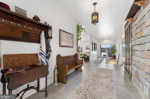 24234 Lands End Dr, Madison Mills VA  22960-3543 exterior